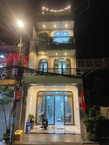 Gấp gấp giảm giá 500tr 6,8tỷ xuống 6,3 tỷ nhà mặt tiềngần ngã 4 tô ký nguyễn ảnh thủ