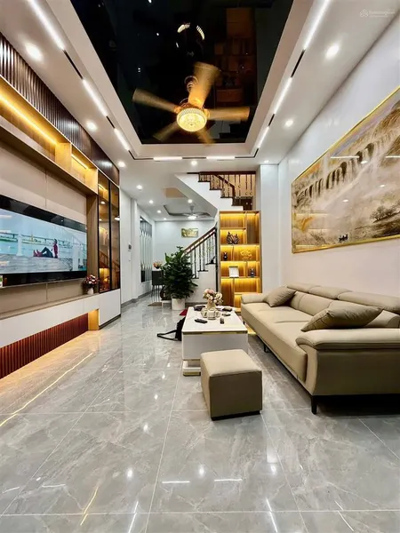 Tôn đức thắng, sát phố, ngõ ba gác thông tứ phía, nhà dân xây mới, lô góc, full đồ, 41m2*5t