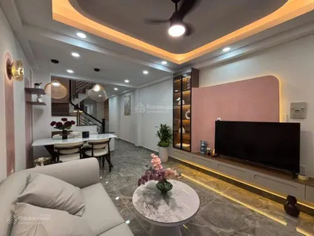 Cách mặt tiền tố hữu 2 căn! nhà xinh (4x13m) sẵn kết cấu hẻm 4m3pn3wc gần vincom nguyễn xí