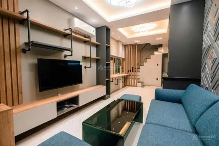 Nhà trung tâm q3 gần hai bà trưng, dt 40m2, 5 tầng, 6pn, 40tr/tháng, full nội thất, giá 9,5 tỷ