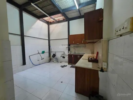 Nhà 52m2 (3.3x16m), hẻm ba gác thông đặng văn ngữ p10 q.pn, hẻm trước nhà 4m, giá rẻ 6.5 tỷ