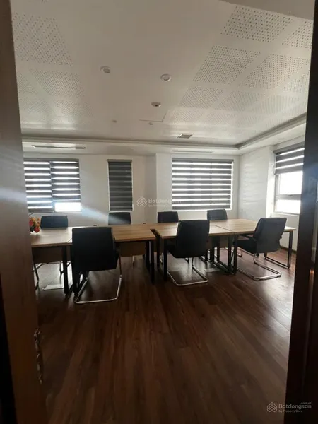 Bán bt khu an khang dương nội. dt 185m2 x 4t, mt 9m, có hầm và đã lắp thang máy. giá 45 tỷ.