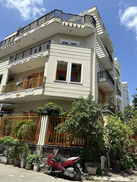 Bán gấp căn nhà 218m2 kdc intresco xã bình hưng bình chánh tphcm giá rẻ
