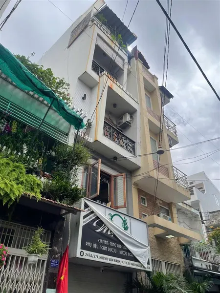 Chỉ 9,8 tỷ có ngay nhà mới hẻm xe hơi 8m huỳnh văn bánh . phú nhuận 5 tầng ( 4 x 10m ) vuông
