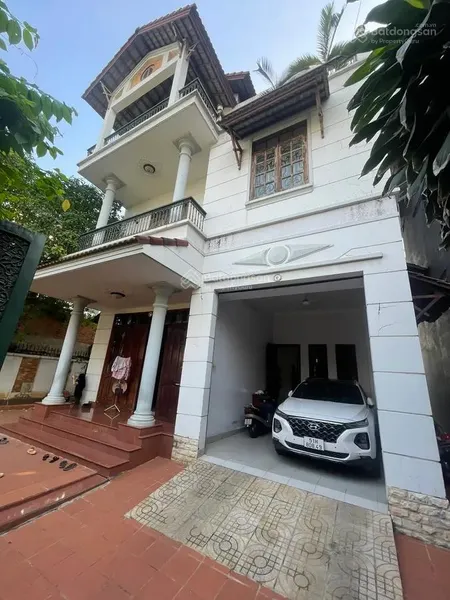Bán gấp biệt thự 3 tầng, 205m2 tại đường 47, bình thuận, quận 7, hcm, 34 tỷ vnd