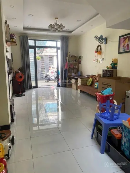 Ngay phan văn hớn, trường chinh 107m2 nhà ở liền ba tầng btct hẻm thông giá 7,15 tỷ