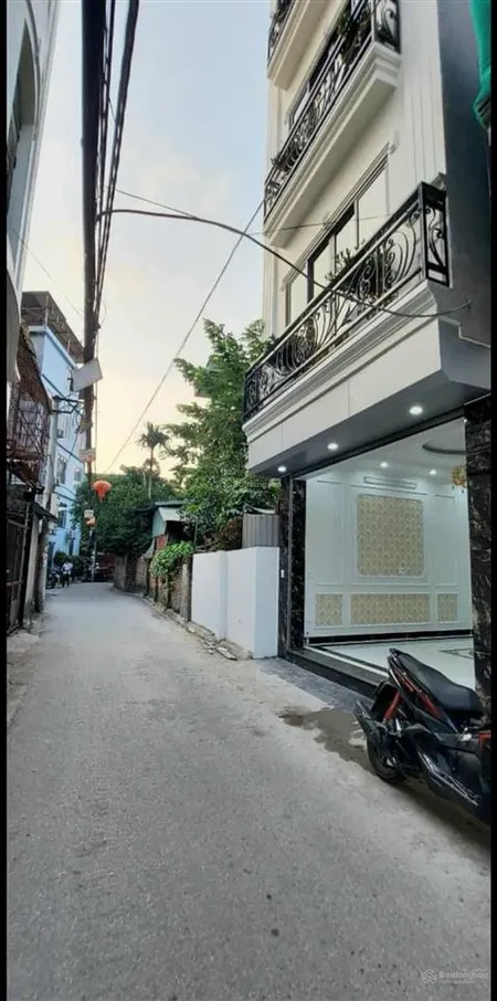 Bán nhà xuân phương diện tích 45m2 lô góc oto đỗ cửa ngõ thông gần trường fpt