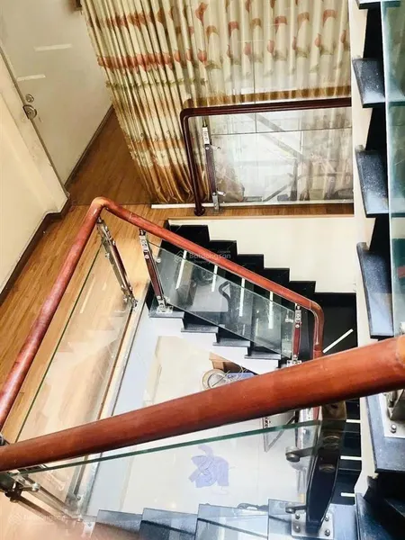 Bán nhà chính chủ tô hiến thành, p12, q10 giá tốt!