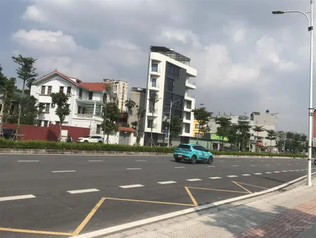 Bán nhà kề mặt phố hồng tiến, 14,5 tỷ, 67,5m2, làm vp kinh doanh kết hợp nhà ở
