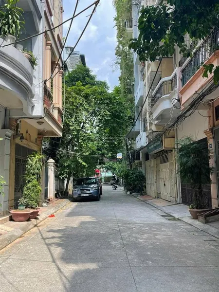 Bán nhà phố lạc trung phân lô, vỉa hè ôtô tránh, để ở quá ổn, dân trí cao, hai bà trưng, 19.3 tỷ