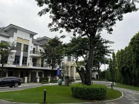 Bán nhanh căn verosa park 5x17m . view công viên dự án không đối nhà. xây dựng 4 tầng. giá tốt nhất