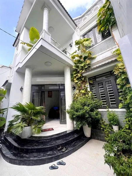 Mini villa phú định q8 thông hoàng ngân 8x11 3 tầng đẹp 15p quận 1 chỉ 8.2t xem ngay!