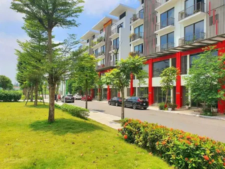 Bán cắt lỗ gấp nhà phố khai sơn 100m2 hướng bắc, sổ đỏ trao tay, giá 22 tỷ. 0968 966 ***