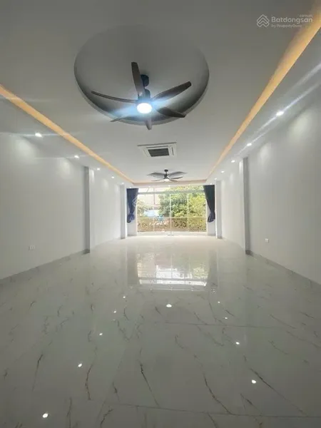 Toà nhà văn phòng 7 tầng thang máy vừa ở vừa kinh doanh kđg mậu lương giá đầu tư
