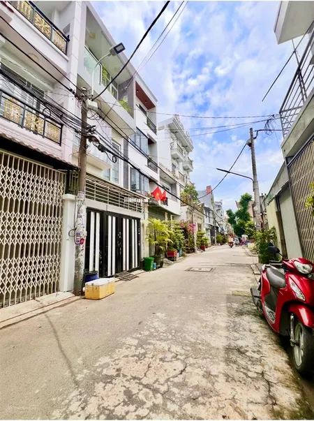 Nhà gần hương lộ 2 hẻm nhựa 7m thông 3 tầng 70m2 ngang 5m hiếm chỉ 5t hơn còn tl.