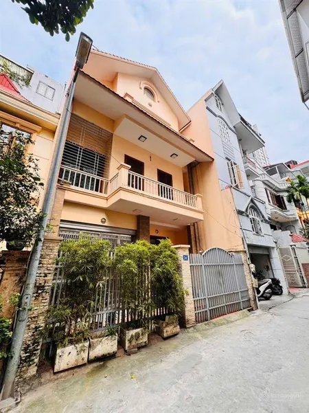 Siêu vipbiệt thự cầu giấyvị trí hot nhấtdt 135m khu dân trí đảng cấp nhất quận nhỉnh 42 tỷ