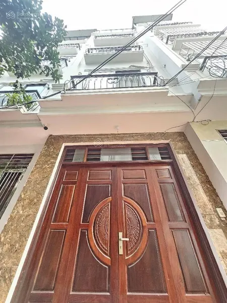 Bán nhà thạch bàn, gần tttm aeon long biên, cách ô tô 5m, nhà mới dt 40m 5t nhỉnh 7 tỷ