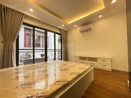 Chính chủ bán nhà mặt ngõ 3 ô tô tránh, phố giảng võ, ba đình, dt 110m2, mt 6m, 5 tầng, 30 tỷ