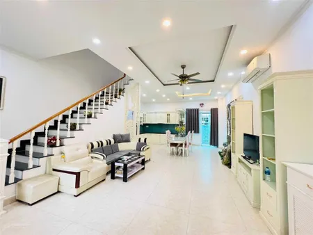 Melosa khang điền 6x18m, full nội thất, sổ hồng rồi ht vay bank 70% hướng mát mẻ sổ hồng