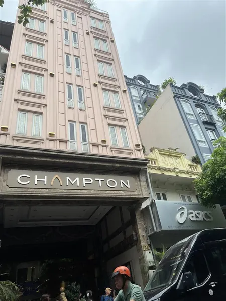 Bán nhà mặt phố láng hạ , 120m, 6 tầng , 6m mặt tiền , giá chỉ 5x tỷ , kinh doanh đỉnh, vỉa hè rộng