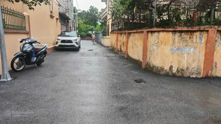 Nhà 3 tầng khu tập thể viện ngô đan phượng