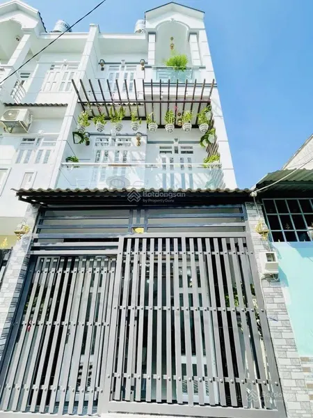 Nhà đẹp q3 giá 2.23 tỷ. dt 40m² nam kỳ khởi nghĩa xây 4 tầng, gần coopmart nguyễn đình chiểu.