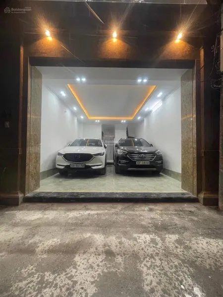 Bán nhà đẹp thanh xuân, 2 ô tô vào trong nhà, đến ở được luôn, phố vip, 7 tầng thang máy, miễn tg