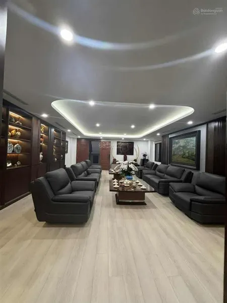 Bán nhà mặt phố hoàng văn thái , 150m , 9 tầng , giá chỉ 50 tỷ , mặt tiền rộng , kinh doanh tấp nập