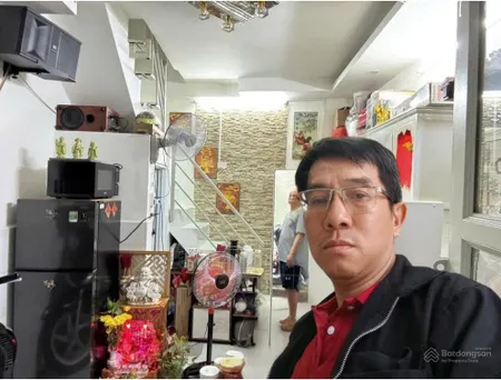 Chỉ 2,6 tỷ có nhà 3 tầng, 2 mặt hẻm thoáng, gần mặt tiền trung tâm tân bình, shr, hcđ