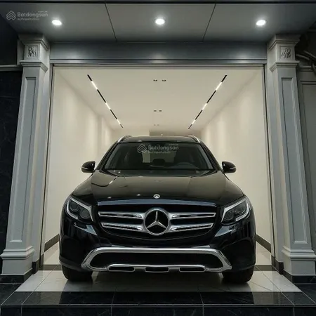 Hơn 9 tỷ có nhà long biên dt 60m2, mt 4,5m, gara ô tô, thang máy.