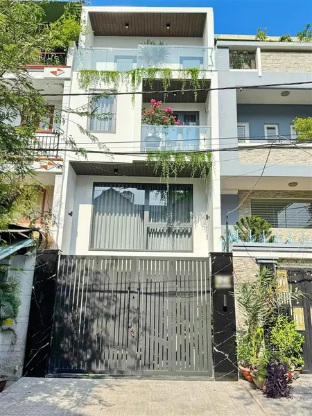 Nhà đẹp vừa ở vừa làm vp cty mặt tiền đường số kdc phú mỹ q7 giá tốt
