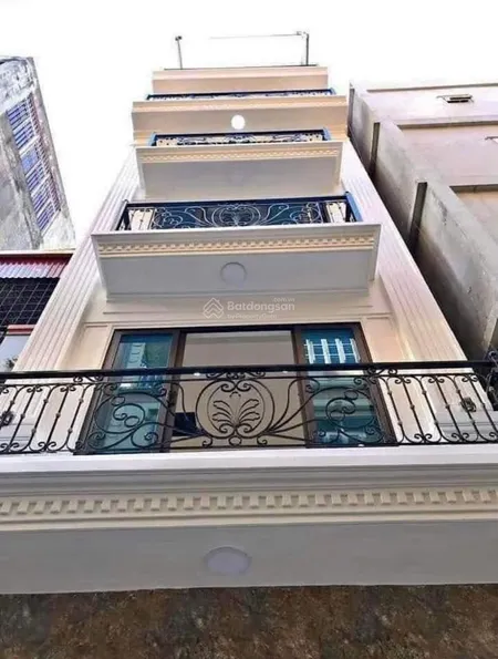 Phố nhà đẹp bán nhà di trạch, full nội thất, ngõ nông rộng thoáng