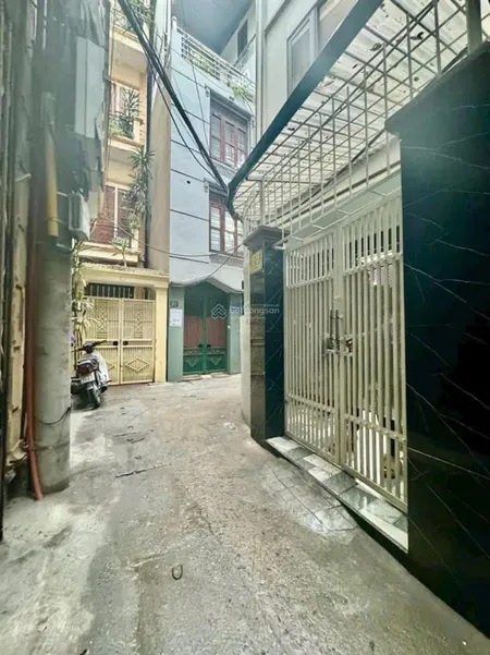 Nguyễn trãi thanh xuân lô góc 50m2 6 ngủ