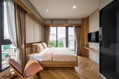 Tòa nhà dòng tiền giang văn minh, 17 phòng, dòng tiền 1.1 tỷ/năm, 2 thoáng, 30m ra phố, 68m