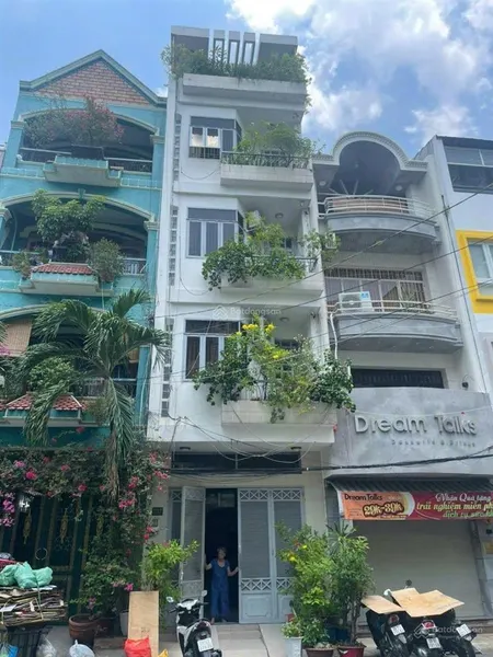 Chính chủ cần bán nhà đẹp thành thái, quận 10 tp hcm