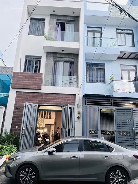 Bán nhà 3tầng mt đường 6m 5wc+4pn dt 63m kết nối đường số 2 đường song hành.