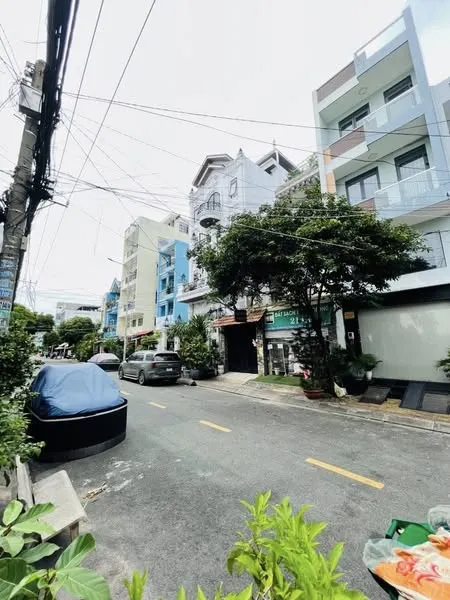 MẶT TIỀN ĐẸP KHU BÀN CỜ – NGUYỄN SƠN –  DTS223M – 4 TẦNG – 8N GIÁ MỀM