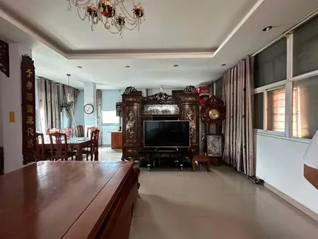 Bán tòa nhà Mặt phố Trần Vỹ 110/160m² ngang 26m giá 92 tỷ Phường Phú Diễn (LH: Zalo 0862299066)