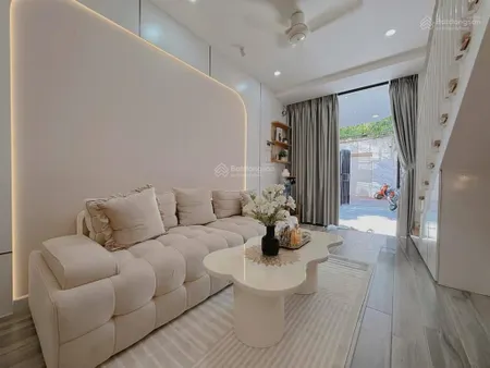 Nhà đẹp dành cho khách ở, đầu tư cho thuê dòng tiền gần biển mỹ khê