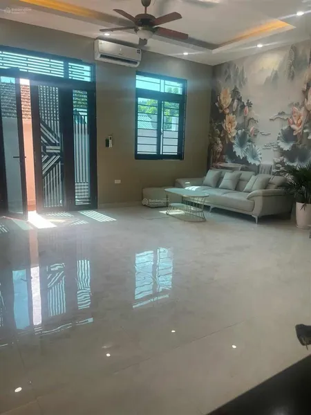 Chỉ 3 tỷ nhà đẹp 39m ô tô đỗ ngoài cổng gần chợ ngự câu,an thượng, hoài đức.