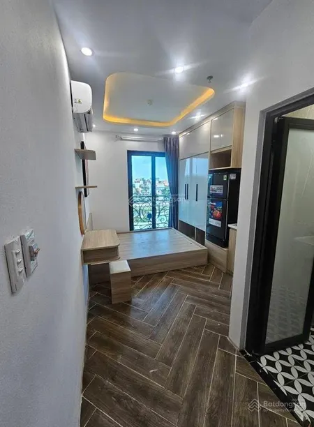 Ccmn cổ nhuế, ngay chợ, 56m2, 7 tầng full 17 phòng, mặt tiền 5.2 m, dòng tiền 60tr/ tháng.