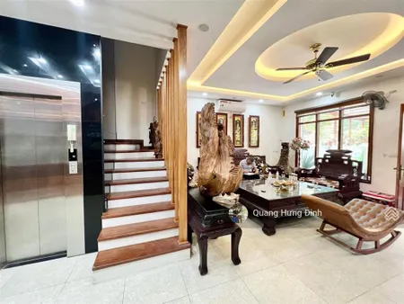 Liền kề tổng cục 5 yên xá 60m2*7t thang máy, plo vỉa hè, full nội thất, 2 thoáng, nhà mới ở luôn.