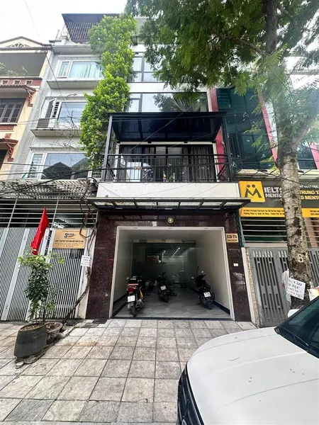 Bán nhà trần thái tông, quận cầu giấy, ô tô tránh, 120m2, 4 tầng liền kề, dân xây, ở + kinh doanh