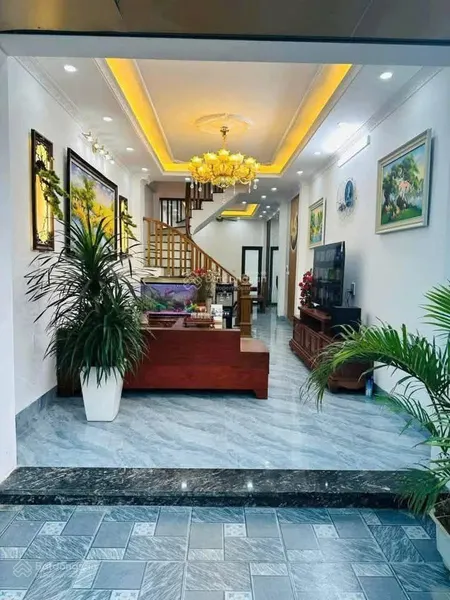 Quá rẻ phố xã đàn, nhà 2 thoáng trước sau, cách ô tô 50m, ngõ thông gần mặt phố, dt 40m2 * 5t