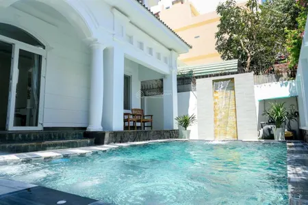 Chính chủ cần bán căn biệt thự sát biển đường hồ quý ly trung tâm bãi sau thuỳ vân . vũng tàu