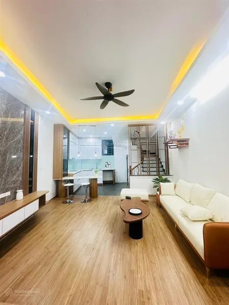 Bán nhà riêng xuân đỉnh dân xây ngõ thông vf3 đỗ cửa gần phố 42m x 4 tầng nhỉnh 9 tỷ