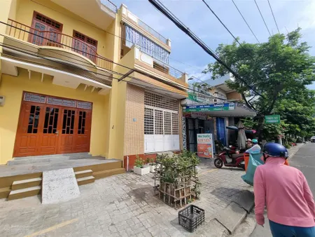 Bán đất tặng nhà 2 tầng đường 10m5 trần quang khải, phường sơn trà (vị trí kinh doanh tốt)