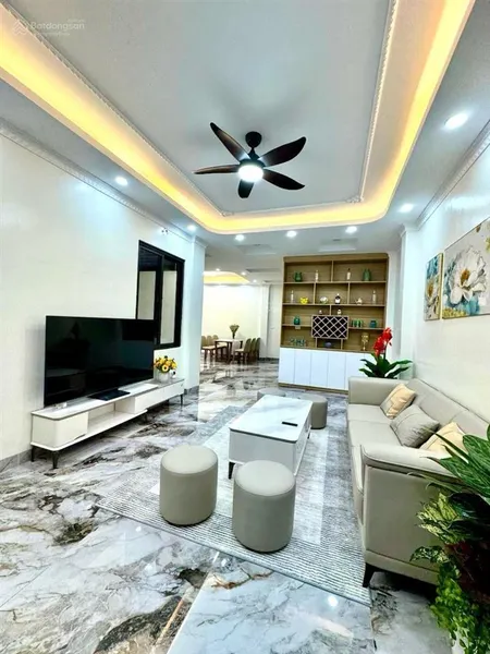 Hiếm! kim mã, nhà mới, thang máy xịn, ngõ nông gần phố, gần ôtô vị trí đẹp, mới ở luôn, 45m2*6t