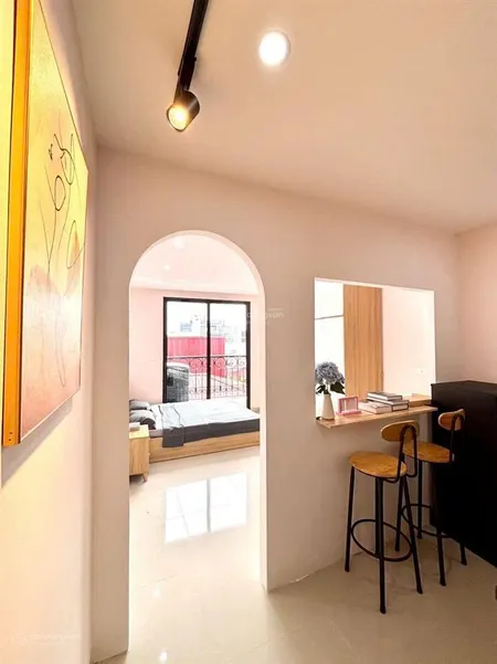 Bán tòa chdv nguyễn khang, 68m2 x 7 tầng, 15 phòng, dòng tiền 70 triệu/tháng, thoát hiểm an toàn