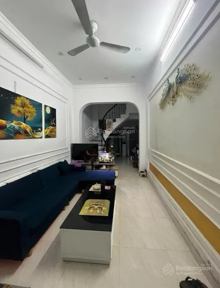 Cực hiếm 45m sát hồ đền lừ ô tô đỗ cổng tặng thêm nhà phụ 8m làm bếp giá chỉ 7 tỷ!